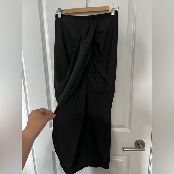 SEXY black draped skirt - Picture 7 of 9